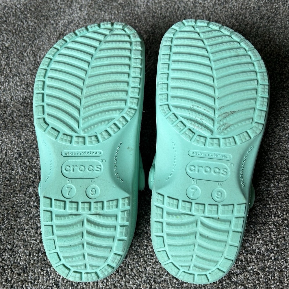 Crocs Adult Classic Clog Slip-On Shoes Size US Women 9/Men 7 Mint Green Aqua $55 - Picture 9 of 9